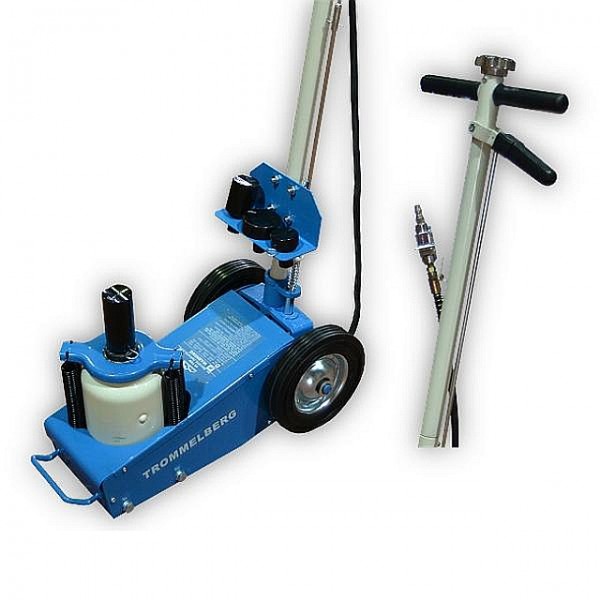 Домкрат подкатной гаражный Trommelberg SD101903 на 35 т (257-527 мм) Домкрат подкатной гаражный Trommelberg SD101903 на 35 т (257-527 мм)